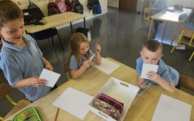 👧🏽🧑🏽Self Portraits 👧👱